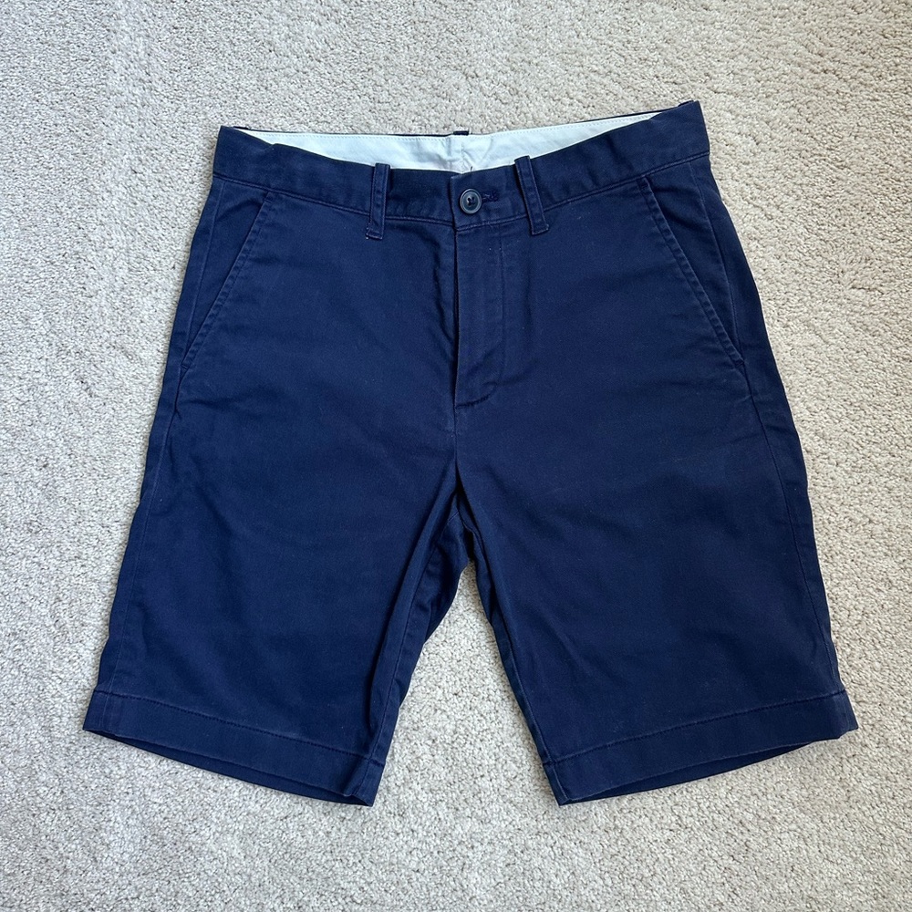 Boys size 12 Crewcuts chino shorts in navy.